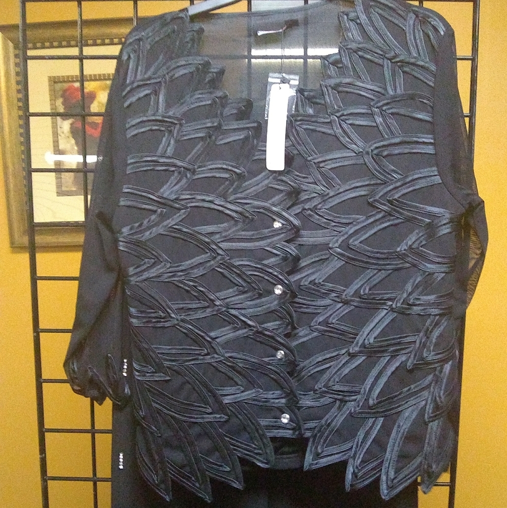 2piece - Picture 2 of 5
